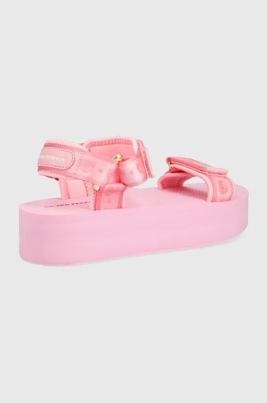 Chiara Ferragni sandali rosa