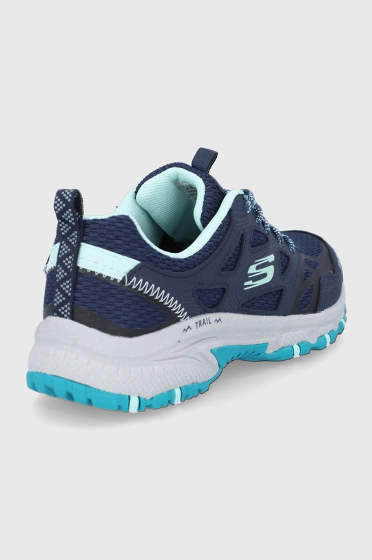 Čevlji Skechers  Zunanjost: Tekstilni material, Naravno usnje Notranjost: Tekstilni material Podplat: Sintetični material