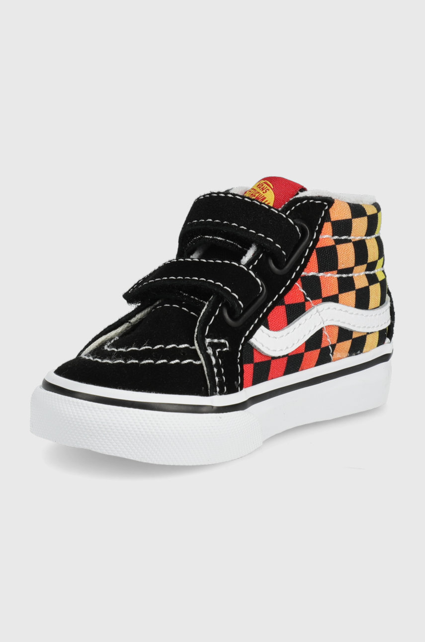 Vans tenisi copii  Gamba: Material textil, Piele intoarsa Interiorul: Material textil Talpa: Material sintetic