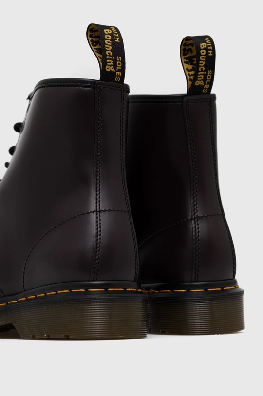 Δερμάτινα παπούτσια Dr. Martens  Πάνω μέρος: Φυσικό δέρμα Εσωτερικό: Υφαντικό υλικό, Φυσικό δέρμα Σόλα: Συνθετικό ύφασμα