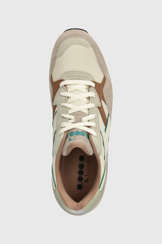 beige Diadora sneakers