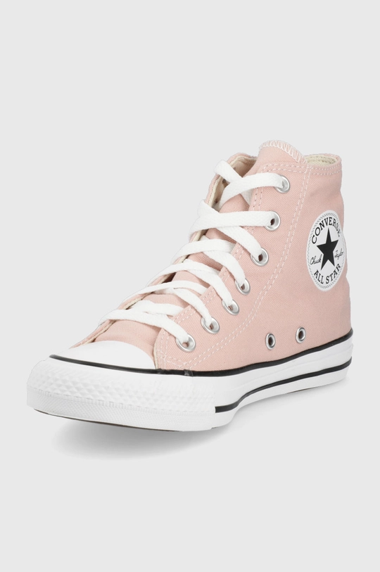 Кеди Converse Chuck Taylor All Star  Халяви: Текстильний матеріал Внутрішня частина: Текстильний матеріал Підошва: Синтетичний матеріал