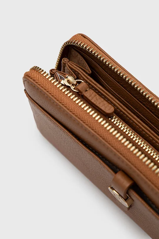 Kožená peňaženka Coccinelle hnedá