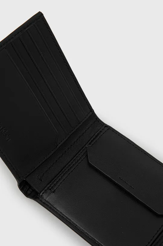 Кожаный кошелек Calvin Klein  Основной материал: Кожа Подкладка: Полиэстер