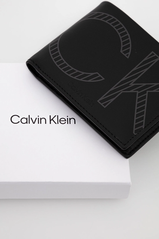 чорний Шкіряний гаманець Calvin Klein