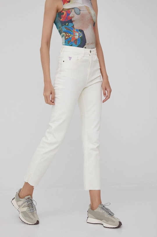 beżowy Desigual jeansy 22SWDD01 Damski