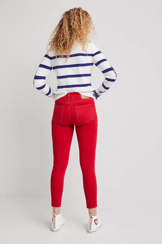 κόκκινο Desigual - τζιν παντελόνι Carlota