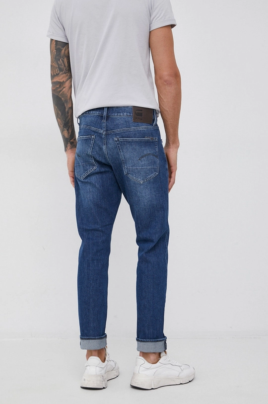 G-Star Raw Jeansy 3301 51003.C911 Materiał zasadniczy: 99 % Bawełna, 1 % Elastan Inne materiały: 100 % Skóra naturalna Podszewka kieszeni: 65 % Poliester z recyklingu, 35 % Bawełna organiczna 