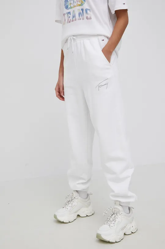 biały Tommy Jeans spodnie DW0DW11886.PPYY Damski