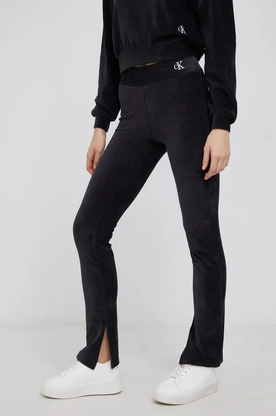 czarny Calvin Klein Jeans Spodnie sztruksowe J20J217788.PPYY Damski