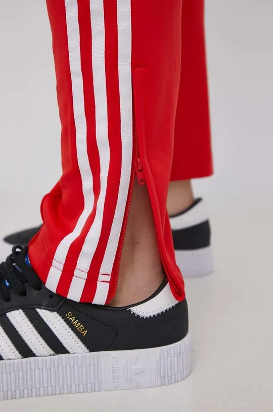 червен Панталони adidas Originals HF1992