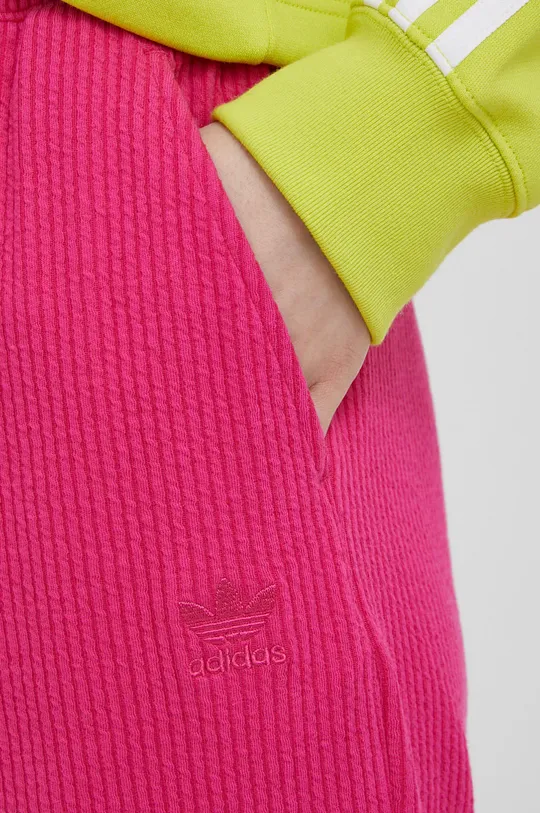 roza Hlače adidas Originals Trefoil Moments