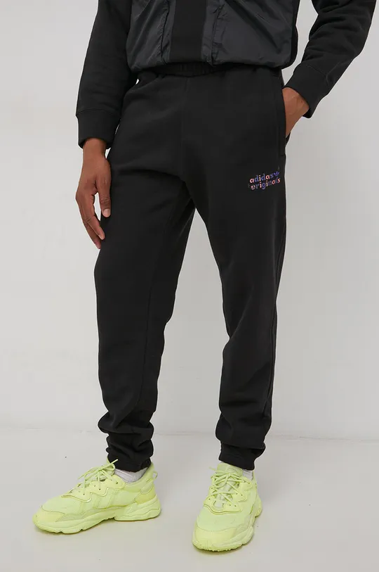 Nohavice adidas Originals HC7146 čierna