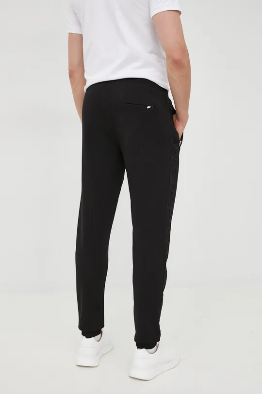 Karl Lagerfeld spodnie dresowe 521900.705051 Materiał zasadniczy: 87 % Bawełna, 13 % Poliester, Podszewka: 100 % Bawełna