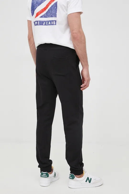 Gant spodnie dresowe 2049005. 87 % Bawełna, 13 % Poliester