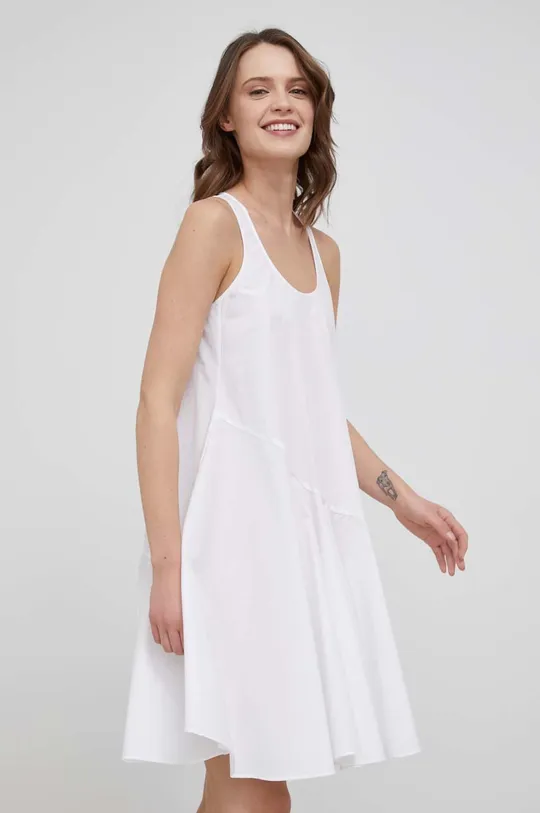 biały Armani Exchange sukienka bawełniana 3LYA19.YNWQZ Damski
