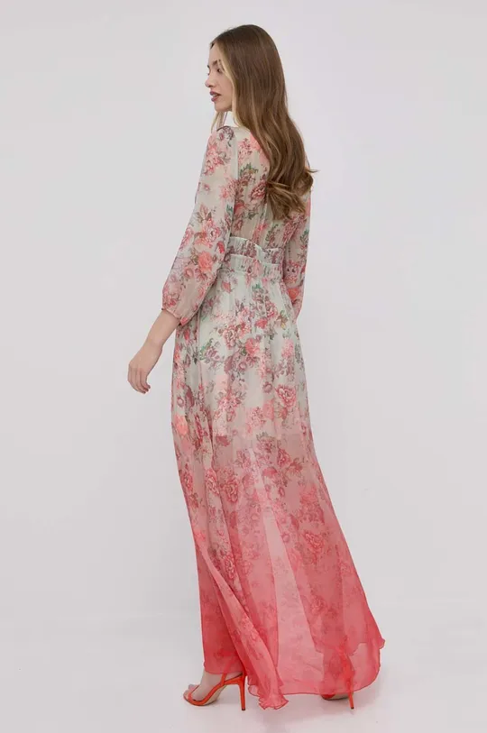 Φόρεμα από συνδυασμό μεταξιού Guess  Φόδρα: 100% Πολυεστέρας Κύριο υλικό: 24% Μετάξι, 76% Βισκόζη