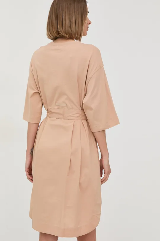 Βαμβακερό φόρεμα Marella  Κύριο υλικό: 100% Βαμβάκι Προσθήκη: 97% Βαμβάκι, 3% Σπαντέξ