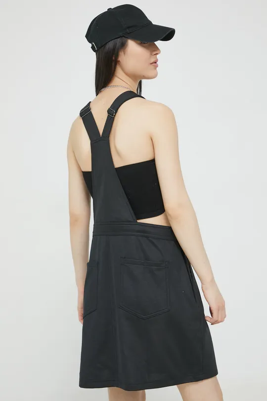 adidas Originals dress Trefoil Moments  Material 1: 52% Cotton, 48% Recycled polyester Material 2: 100% Recycled polyester