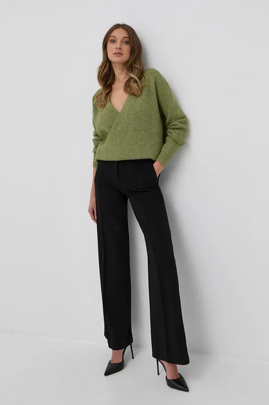 Bardot Sweter z domieszką wełny zielony