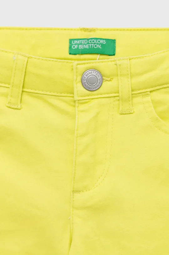 Dječje kratke hlače United Colors of Benetton  63% Pamuk, 34% Poliester, 3% Elastan
