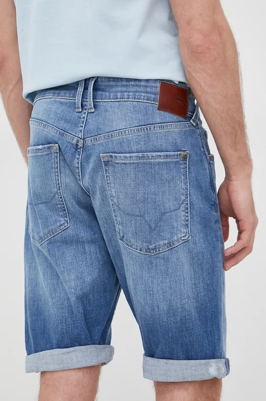 Τζιν σορτς Pepe Jeans Callen Short  Κύριο υλικό: 99% Βαμβάκι, 1% Σπαντέξ Φόδρα τσέπης: 35% Βαμβάκι, 65% Πολυεστέρας