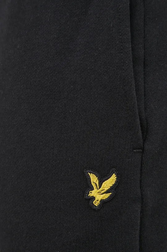 črna Bombažne kratke hlače Lyle & Scott