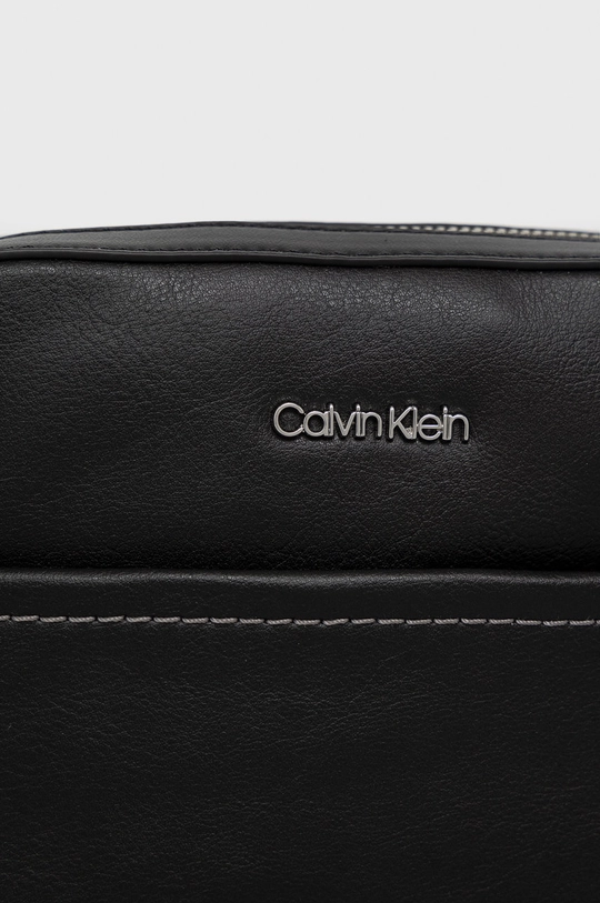 Calvin Klein saszetka 52 % Poliester, 48 % Poliuretan