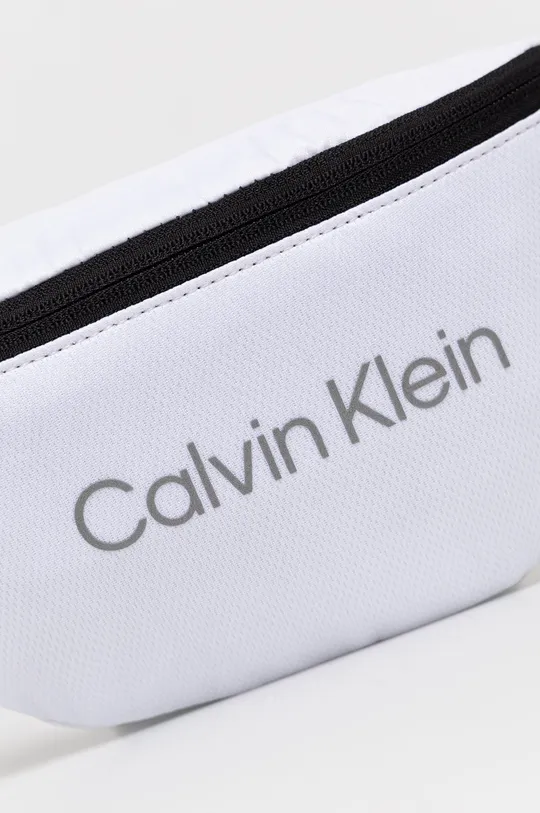 Τσάντα φάκελος Calvin Klein Performance λευκό