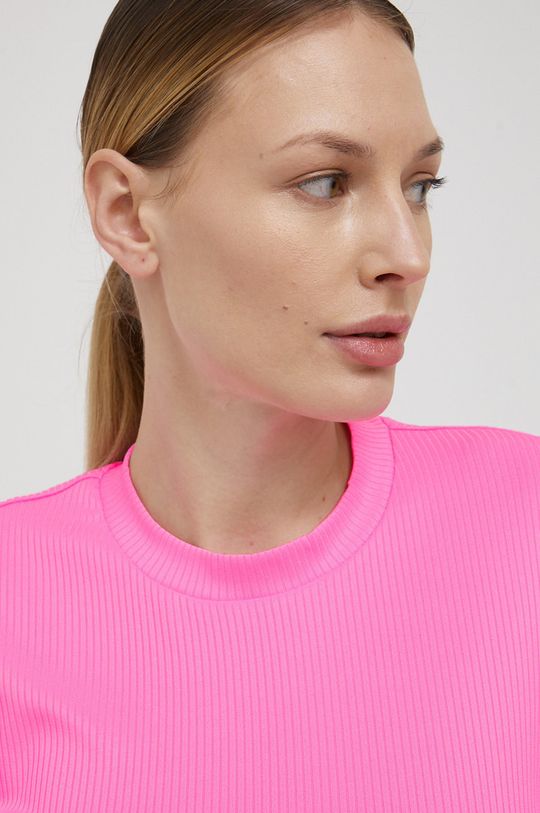 ružová Tréningové tričko New Balance WT21107VPK