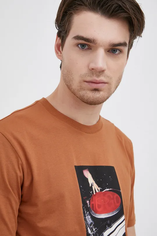 Hugo T-shirt bawełniany 50463343 brązowy