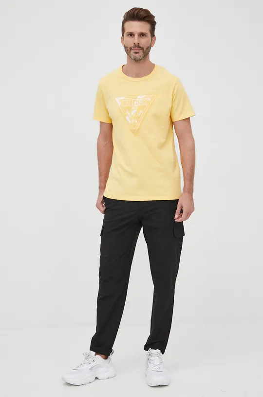 Guess t-shirt bawełniany żółty