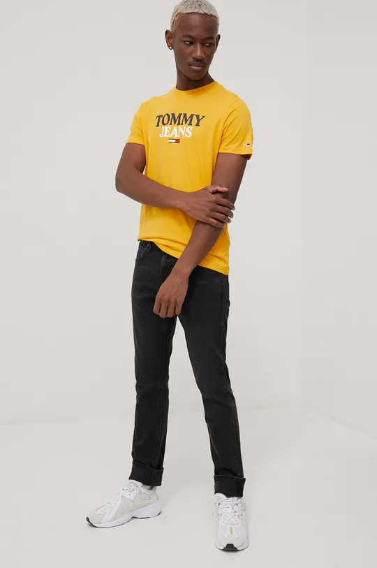 Бавовняна футболка Tommy Jeans жовтий