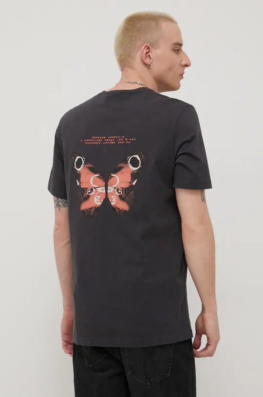 Bavlnené tričko adidas Originals  Adventure C-Butterfly Pocket Tee  100% Bavlna