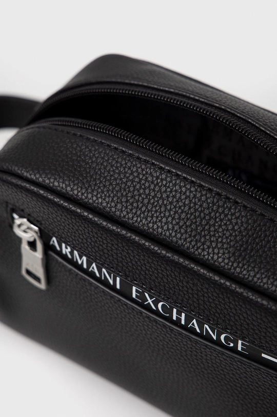 Armani Exchange kosmetyczka Materiał 1: 100 % Poliester, Materiał 2: 100 % Poliuretan