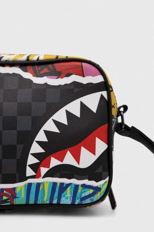 Sprayground kozmetikai táska  Jelentős anyag: 100% PCV Bélés: 100% poliészter