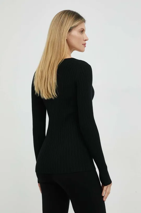 Volneni pulover By Malene Birger <p> 63 % Merino volna, 21 % Svila, 16 % Elastan</p>