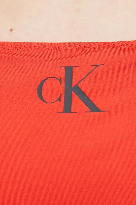 Plavkové nohavičky Calvin Klein  Základná látka: 85 % Polyester, 15 % Elastan Podšívka: 90 % Polyester, 10 % Elastan