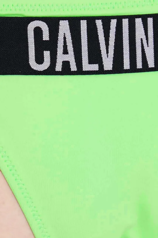 Calvin Klein bikini alsó  Jelentős anyag: 78% poliamid, 22% elasztán Bélés: 92% poliészter, 8% elasztán