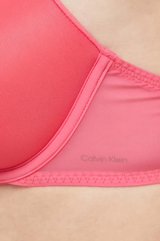 Бюстгальтер Calvin Klein Underwear  Основной материал: 91% Полиэстер, 9% Эластан Подкладка: 72% Вторичный полиамид, 28% Эластан