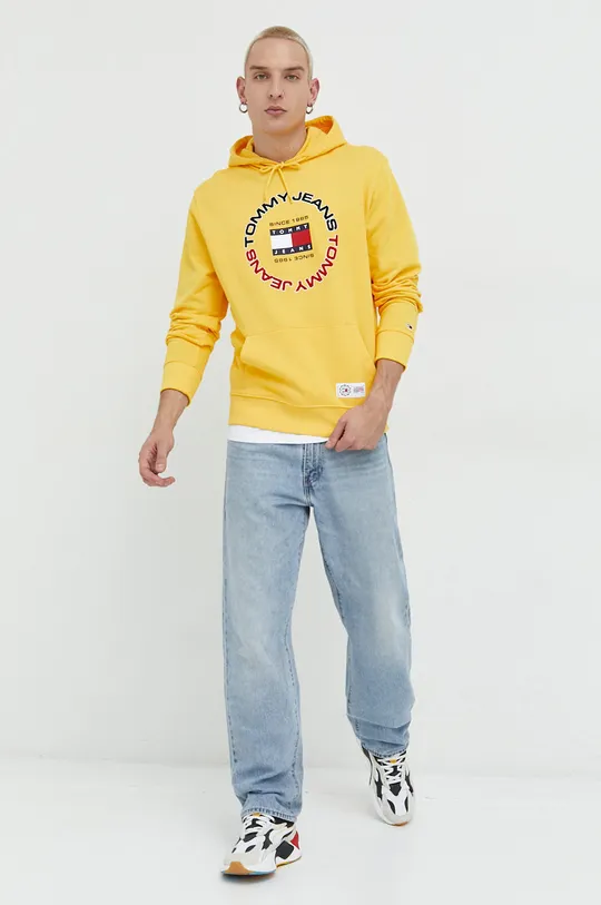 Bombažen pulover Tommy Jeans rumena