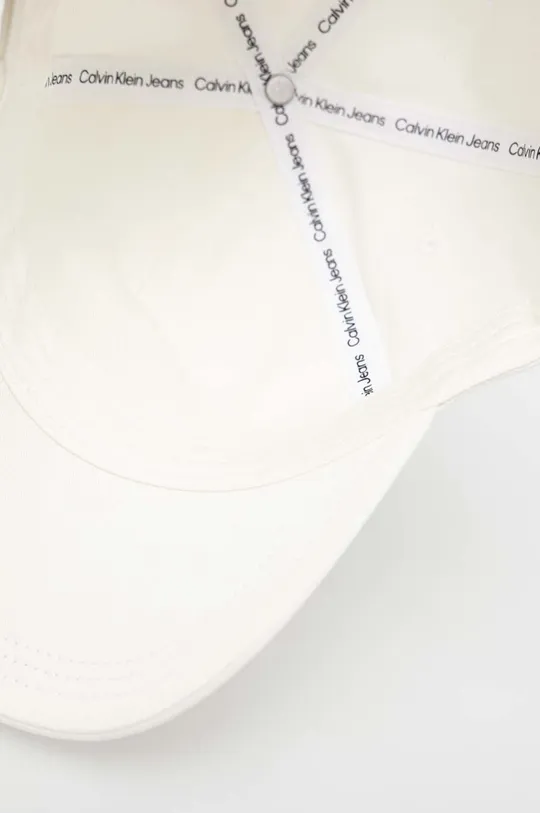 bela Bombažna bejzbolska kapa Calvin Klein Jeans