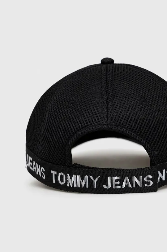 Кепка Tommy Jeans  Основной материал: 100% Полиэстер Подкладка: 100% Хлопок