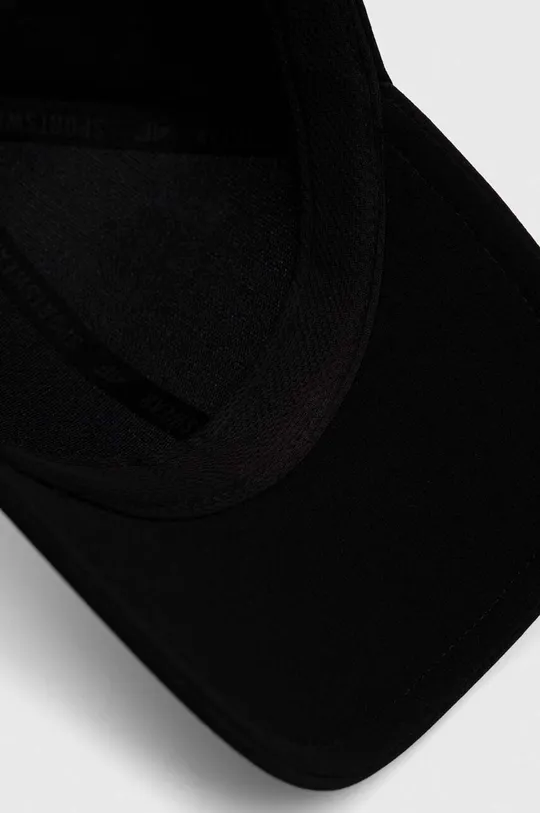 czarny 4F czapka z daszkiem
