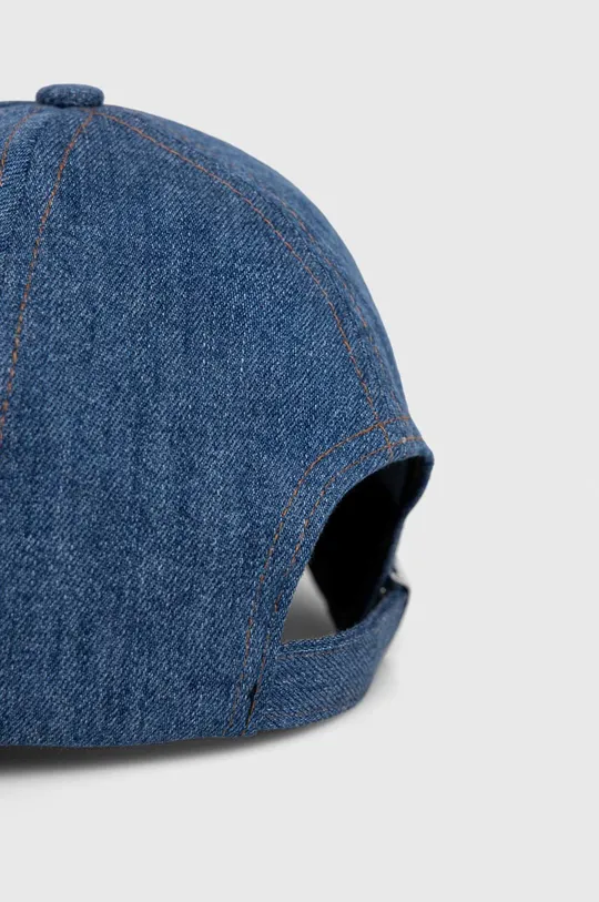 Джинсовая кепка Karl Lagerfeld Jeans  Основной материал: 100% Хлопок Подкладка: 96% Полиэстер, 4% Хлопок