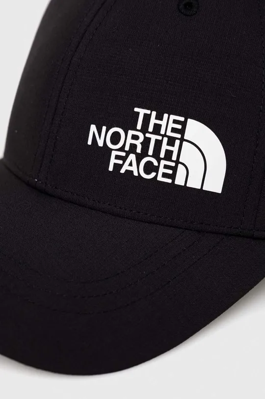 Kapa sa šiltom The North Face  Materijal 1: 100% Najlon Materijal 2: 84% Najlon, 16% Elastan