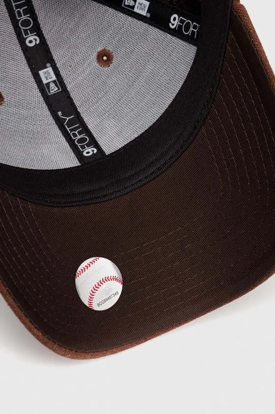 καφέ Καπέλο μπέιζμπολ από λινό ύφασμα New Era