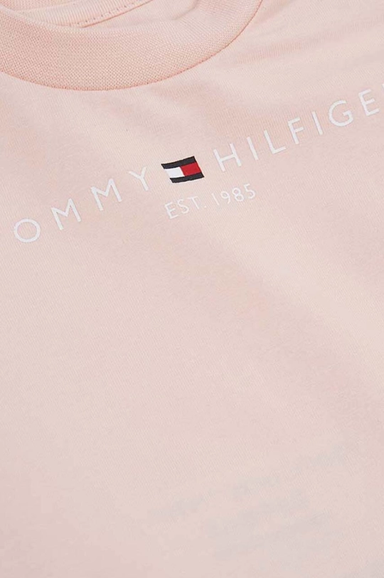 Комплект для младенцев Tommy Hilfiger  Материал 1: 93% Хлопок, 7% Эластан Материал 2: 95% Хлопок, 5% Эластан Резинка: 97% Хлопок, 3% Эластан