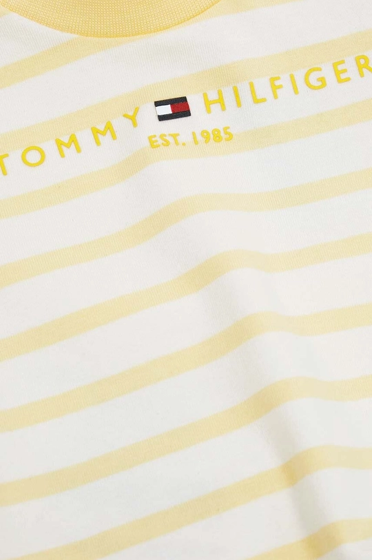 Sada pre bábätká Tommy Hilfiger  1. látka: 93 % Bavlna, 7 % Elastan 2. látka: 78 % Bavlna, 18 % Polyester, 4 % Elastan Elastická manžeta: 97 % Bavlna, 3 % Elastan