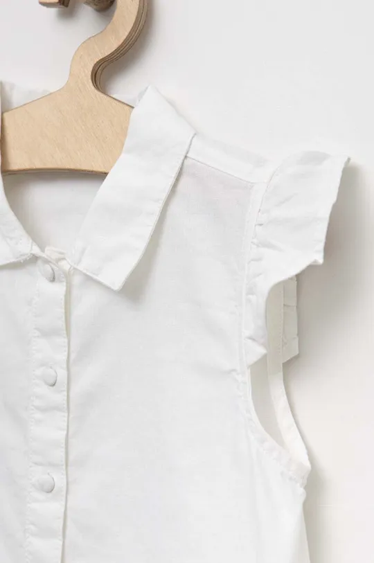Dětská košile ze směsi lnu Guess  Hlavní materiál: 55 % Len, 45 % Bavlna Výšivka: 100 % Bavlna